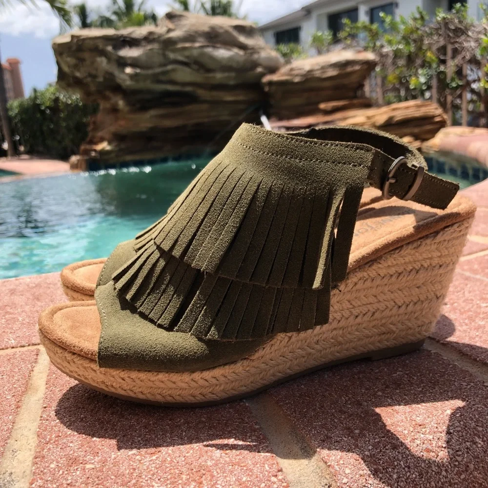 Olive Green Fringe Wedges - Picture 2 of 5